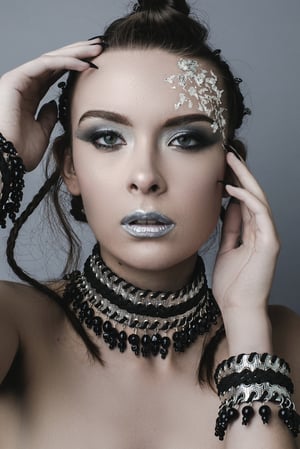 Image of Silver collar with black beads