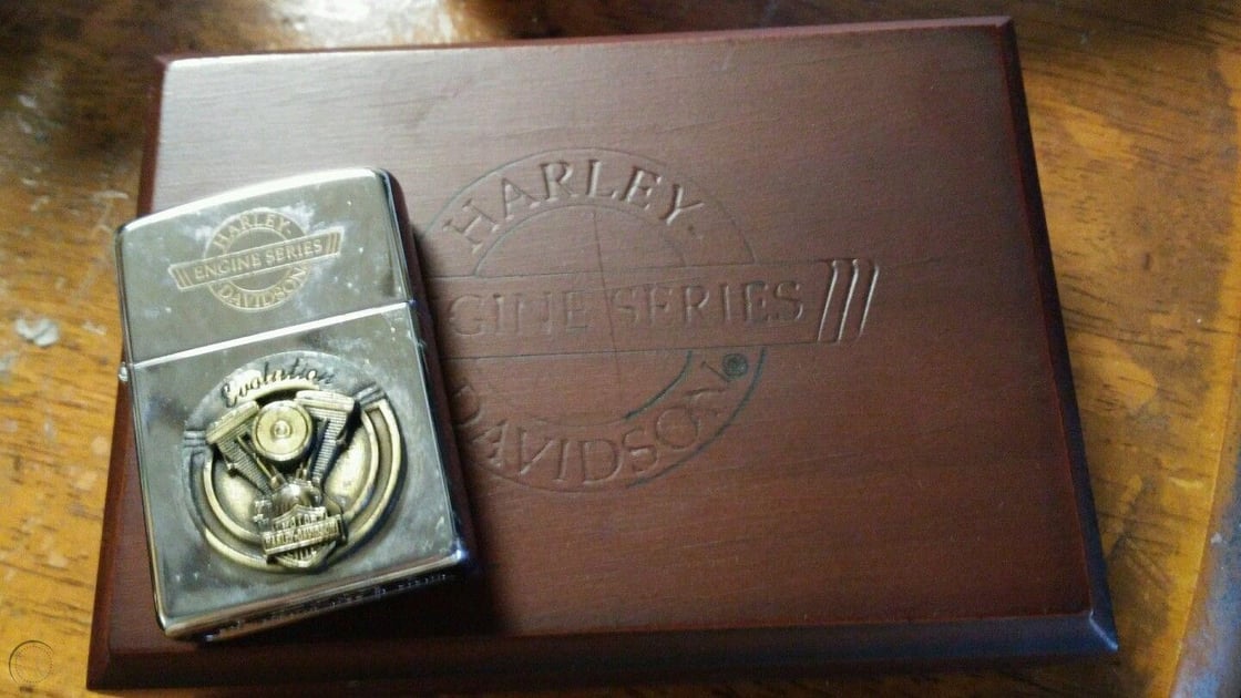 Image of Isqueiro Zippo Edição Limitada Evolution Harley Davidson