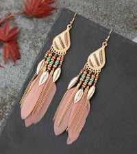 Image 1 of 1pair Vintage Style Feather Tassel Earrings