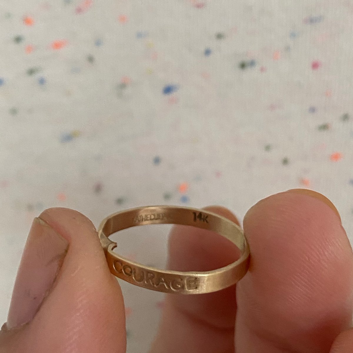 Image of Twisted gold ring with stars 