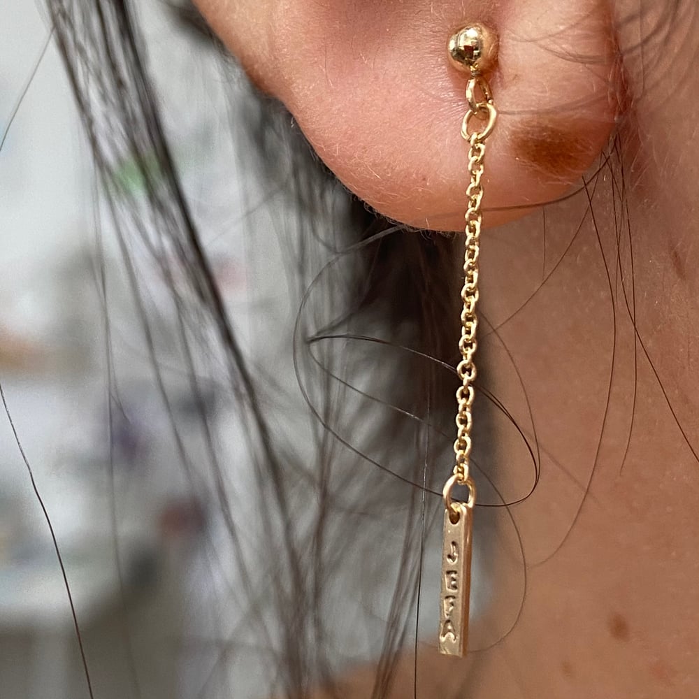 Image of Dainty gold chain and bar single earring