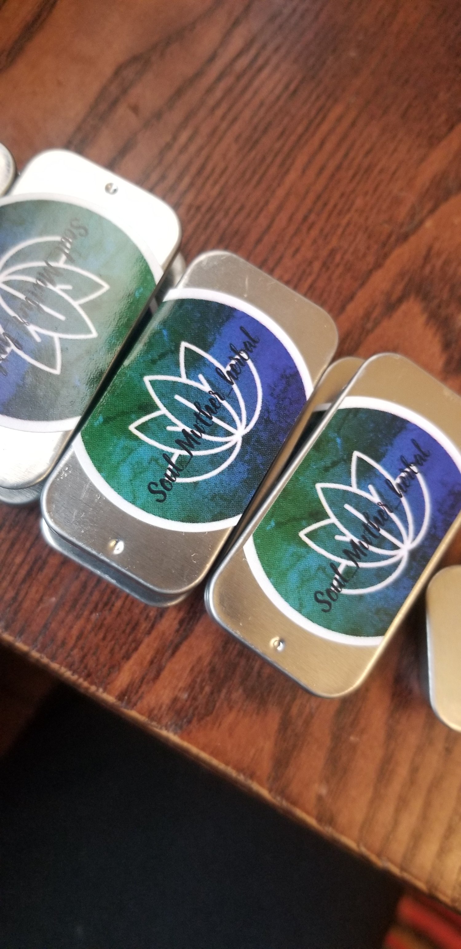 Image of Be real lip balm tin
