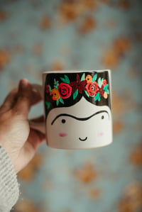 Image 3 of Taza Personalizada: FRIDA KAHLO