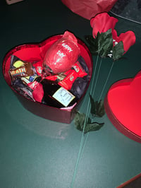 Image 5 of Mothers Day basket 