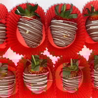 8 Pack Chocolate Coated Strawberries