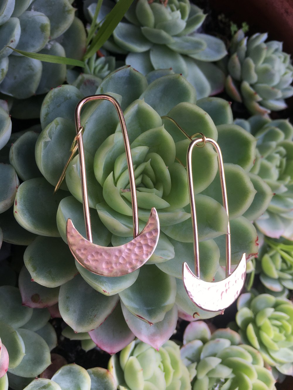 Image of Textured Crescent Moon Earrings 