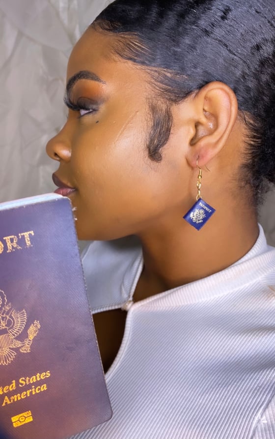 Image of The passport earring 