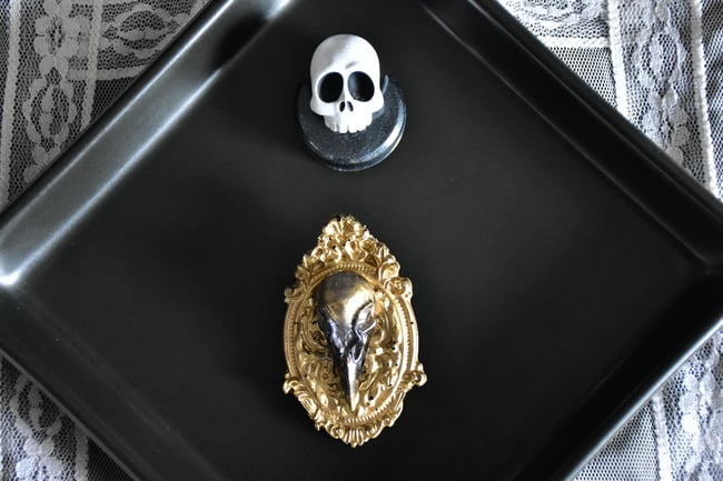 Bird Skull Pins - Gold