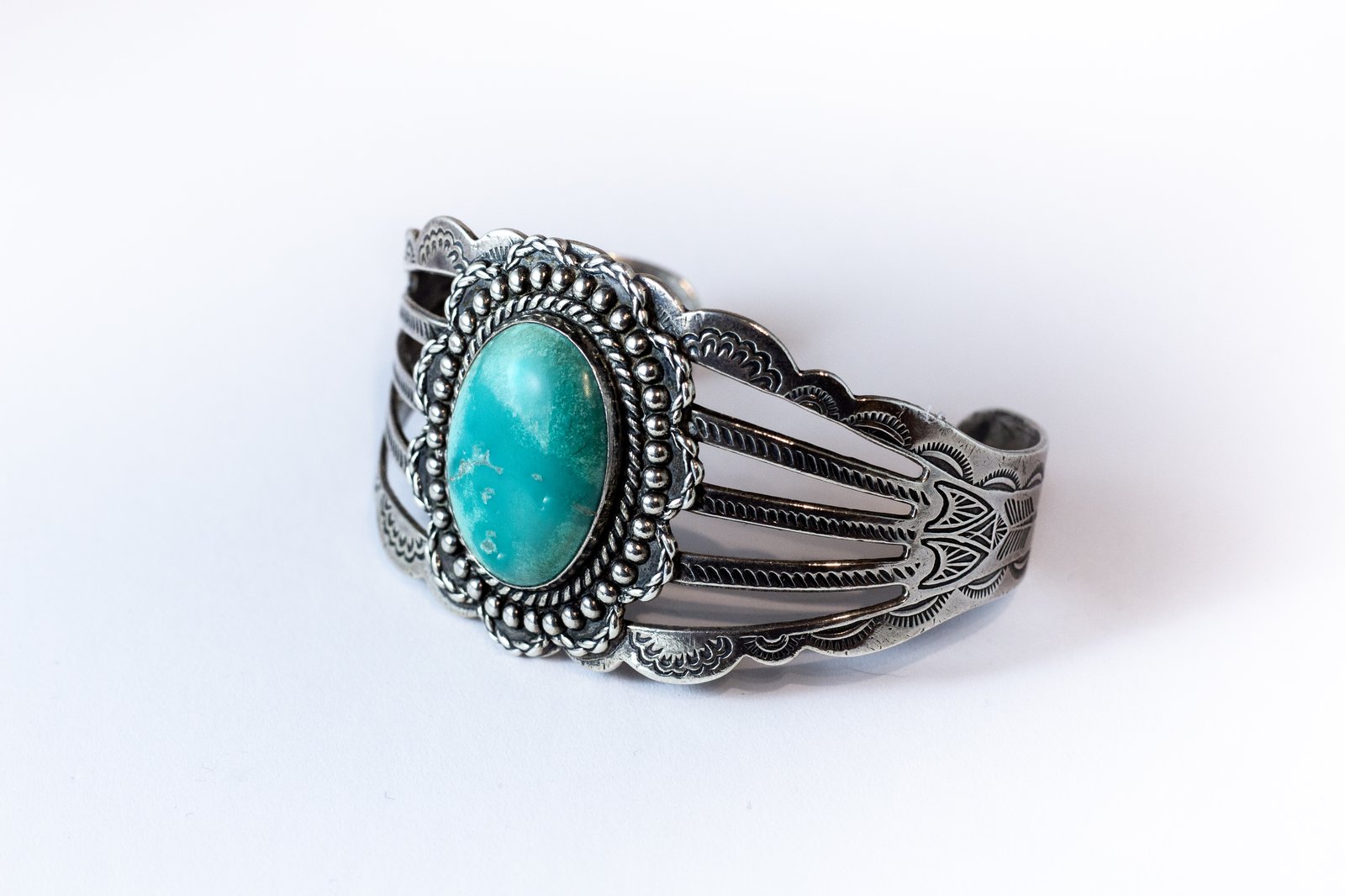 Large Vintage Native American Turquoise bracelet / Sultana's 