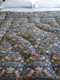 Image 2 of STUNNING DOUBLE WILLIAM MORRIS STRAWBERRY THIEF