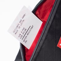 Image 4 of The Hingwae Pouch x Nae Bad (Black)