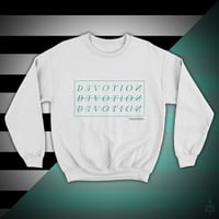 DEVOTION SWEATSHIRT // White