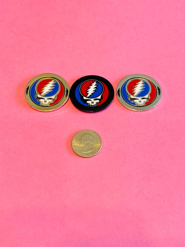 1.5 inch Stealie Medallion Black Gold Silver 3m backing