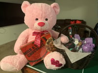 Image 3 of Huge Mothers  Day basket