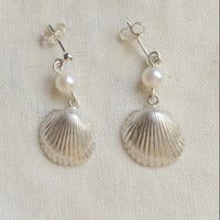 Image 1 of Sterling Silver and Freshwater Pearl Shell Studs