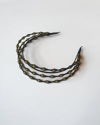 Image 1 of TRIPLE STRAND BEAD AND MESH CROWN : BLACK