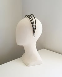 Image 4 of TRIPLE STRAND BEAD AND MESH CROWN : BLACK