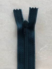 Plastik lynlås 30 cm - mørkegrøn