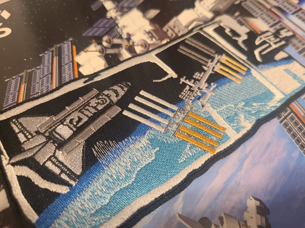 Image of Ship in a bottle V9 "STS 107"