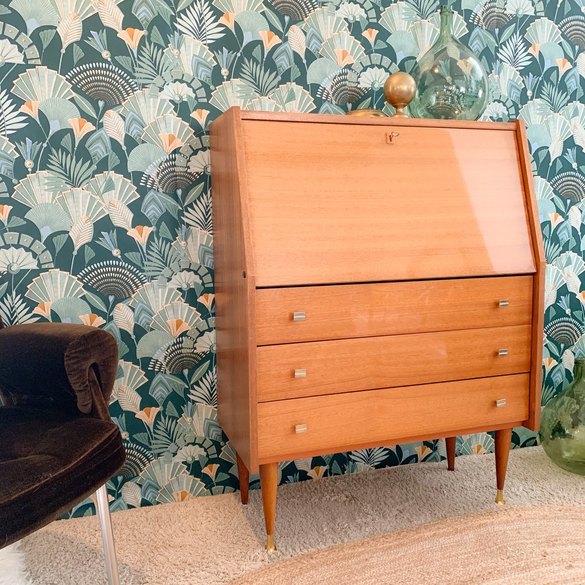 Image of VENDU/SOLD OUT Secrétaire R.D.