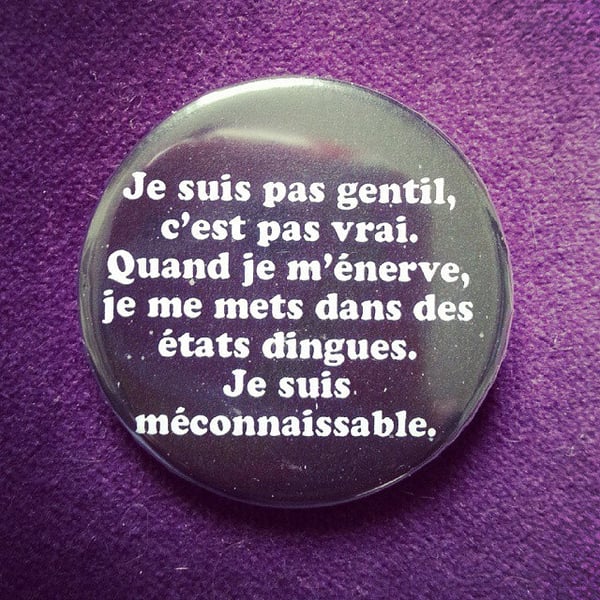 Image of badge la classe américaine - méconnaissable