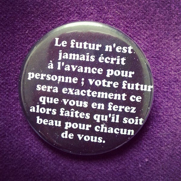 Image of badge retour vers le futur - back to the future - le futur