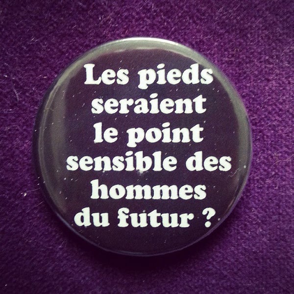 Image of badge retour vers le futur - back to the future - point sensible