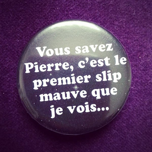 Image of badge retour vers le futur - back to the future - slip mauve