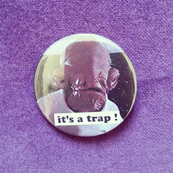 Image of badge star wars - amiral ackbar