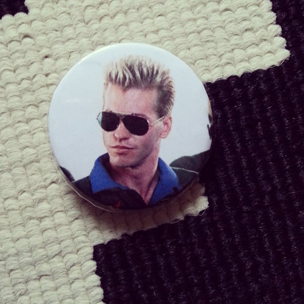 Image of badge top gun - iceman