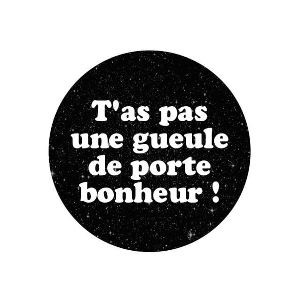 Image of badge predator - porte bonheur