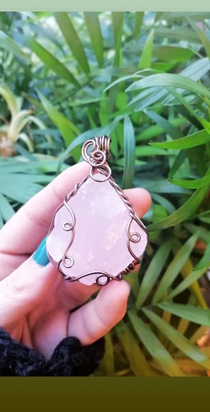 Image of Rose quartz bronze