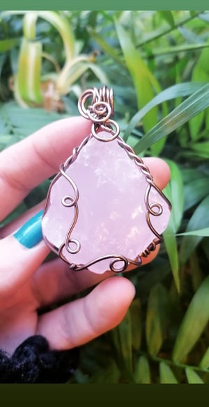 Image of Rose quartz bronze