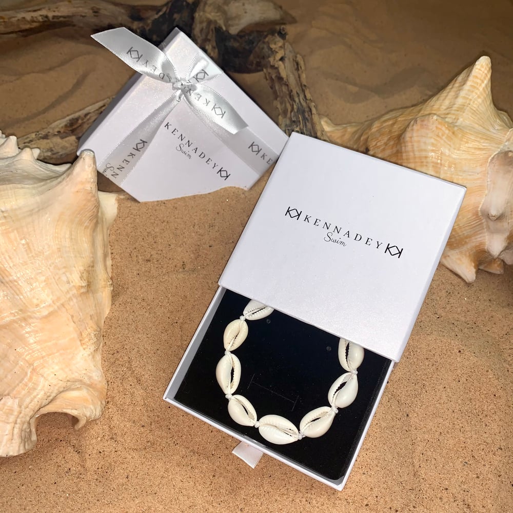 Image of Natural shell bracelet/ anklet (white)