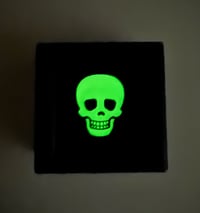 Image 1 of SKULL - Glow In The Dark 
