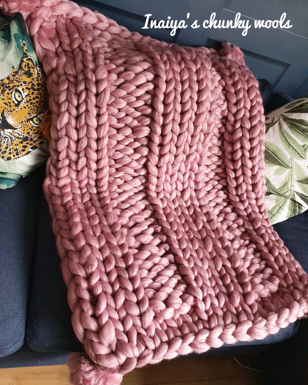 Image of Pink pom pom blanket 