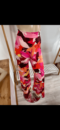 Image 16 of Hippy collection