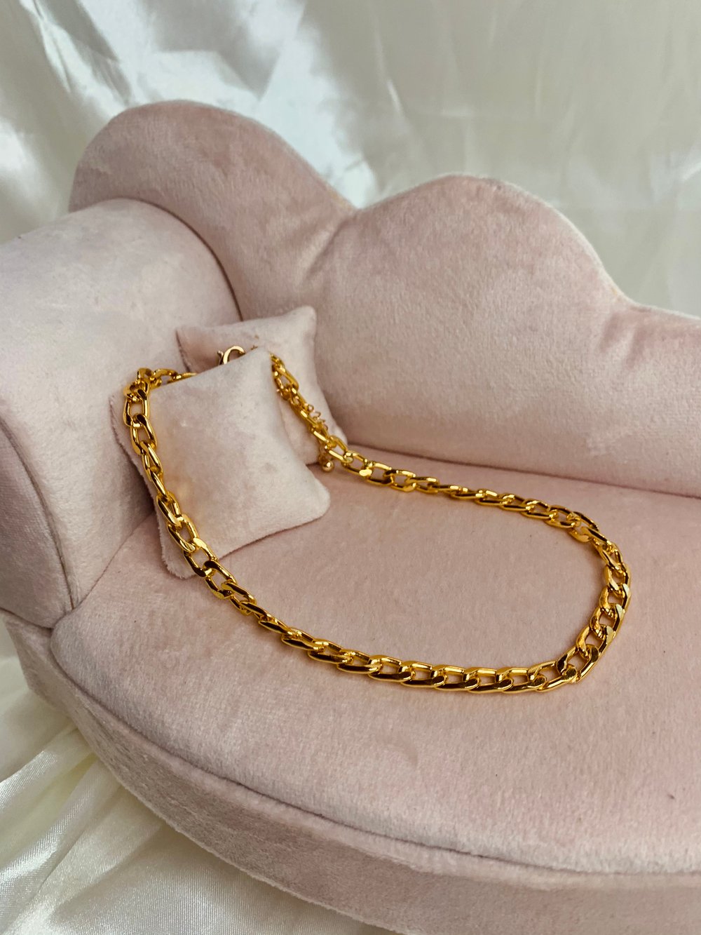 Image of Gold chain necklaces 