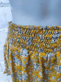 Image 3 of Frida Frilly Shorts mustard