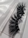 Delirious Lashes💫