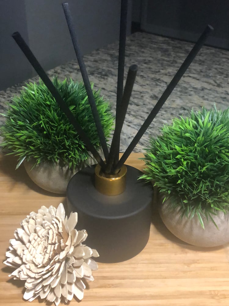 Image of Matte Black Reed Diffuser