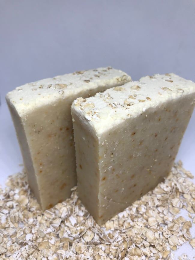 Oatmeal, Milk & Honey Soap w/ Oatmeal Flakes