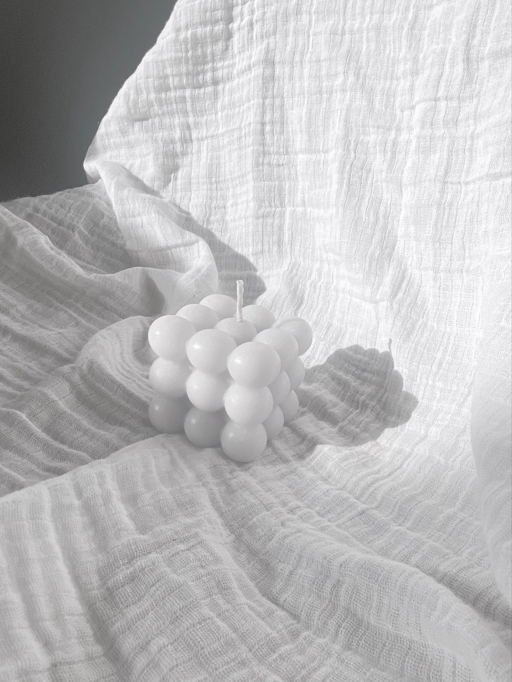 Image of WHITE BUBBLE 