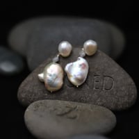 Baroque pearl with organic diamond earrings
