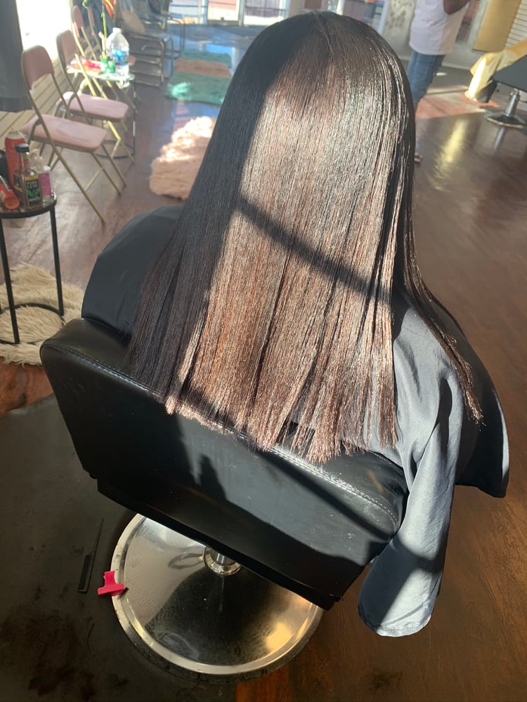 Image of Kinky straight Virgin human hair 