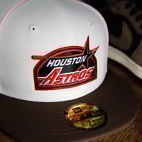 Image 5 of New Era 59Fifty “Laces Mocha”
