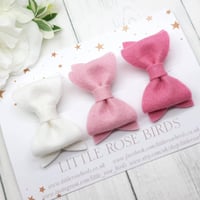 Image 2 of CHOOSE YOUR COLOUR - Small Pinch Bows 