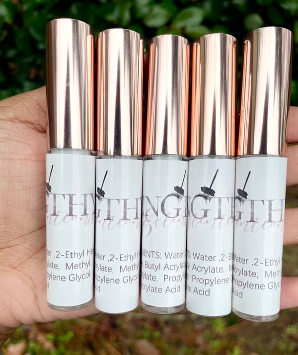Image of The Lengthy Lash Glue