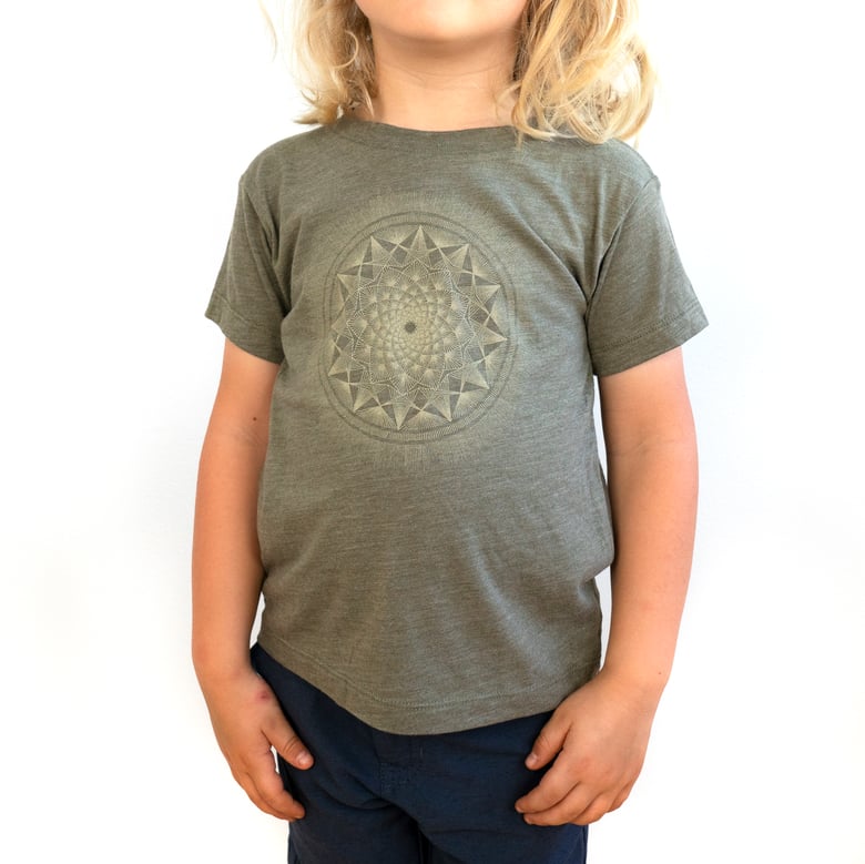 Image of Align Your Heart In The Frequency Of Love | Unisex Youth Shirt | Olive Gray