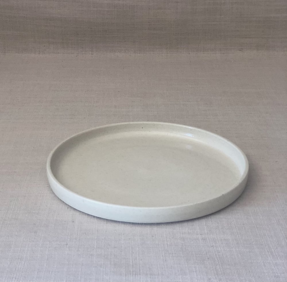 Image of ZEN RIGHT ANGLE DINNER PLATE